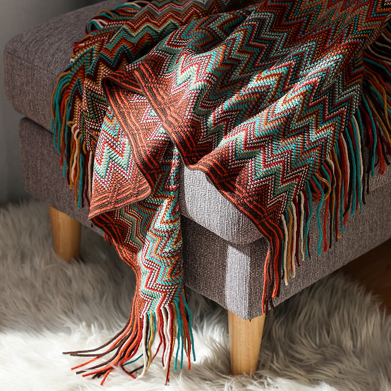 Aztec Boho Blanket features an attractive chevron design