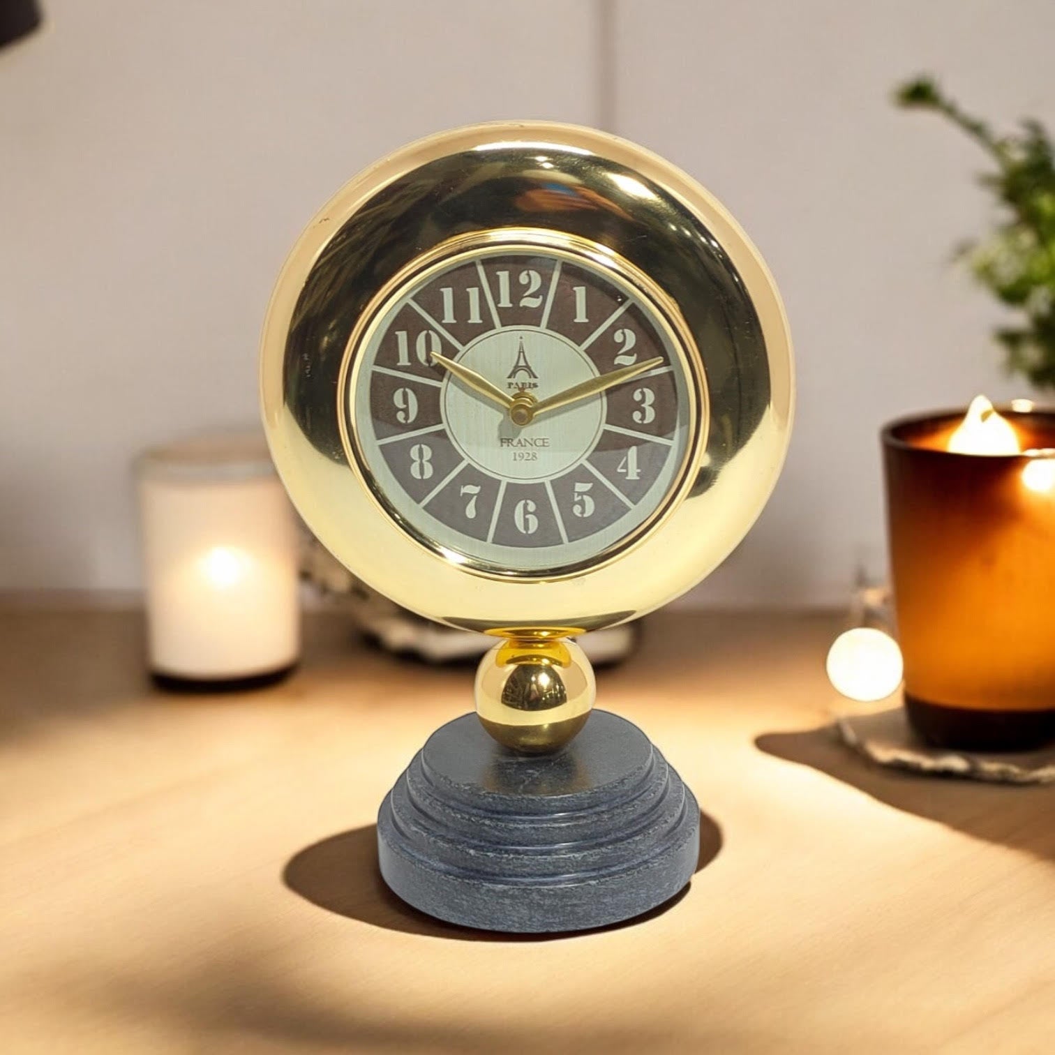Gold Black Mantel Clock – Elegant Silent Sweep Tabletop Timepiece (25 CM Mantel Clock)