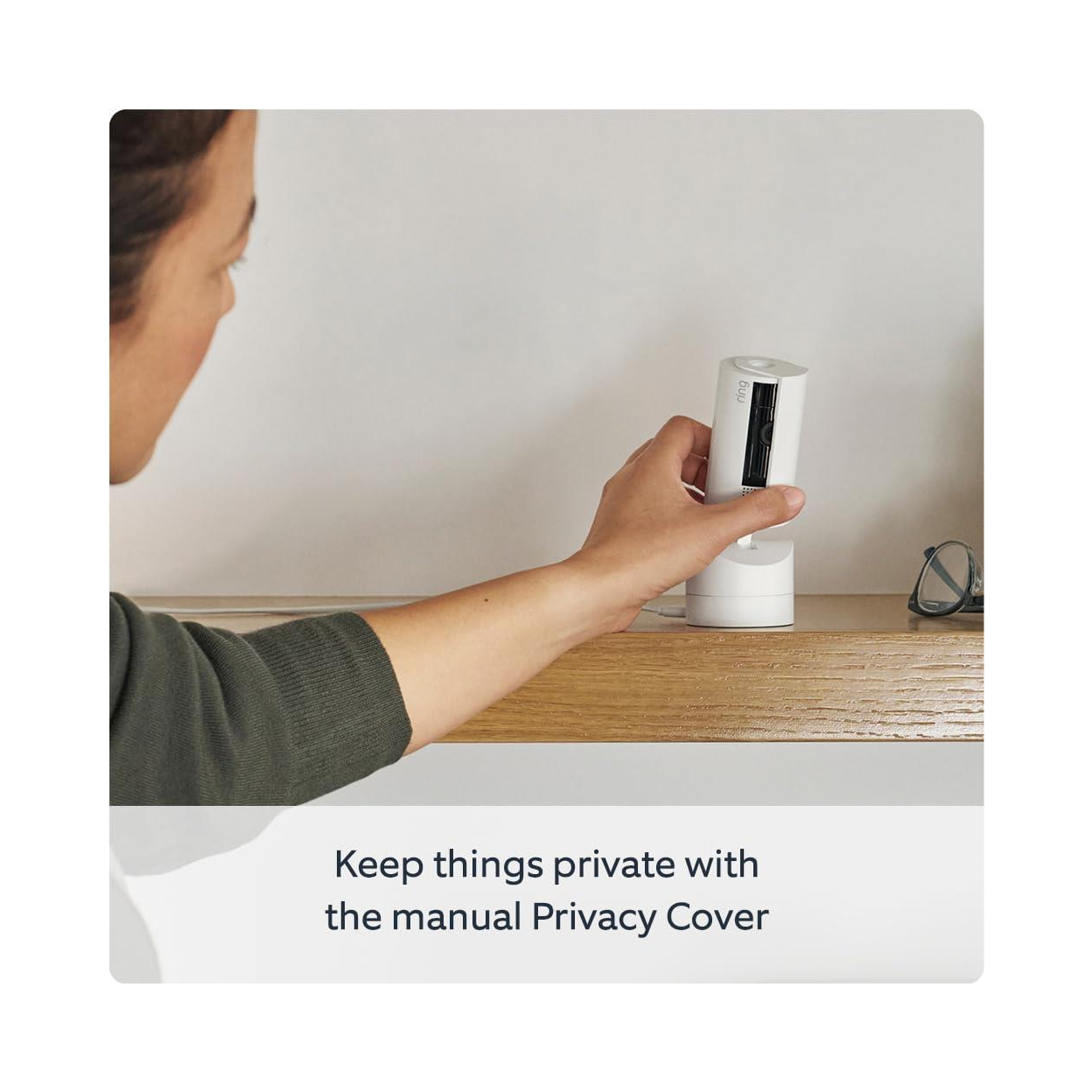Ring Pan-Tilt Indoor Camera Plug-In Black