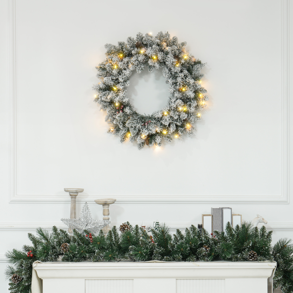 HOMCOM 60cm Flocked Christmas Wreath with Lights Pine Cones Red Berries Green