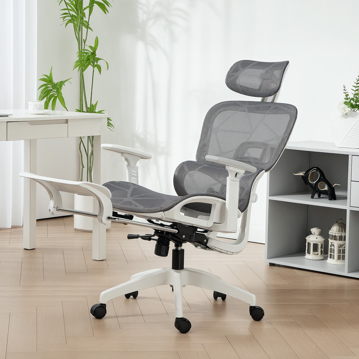 HOMCOM Ergonomic Office Chair Swivel Computer Chair with 3D Armrest Grey