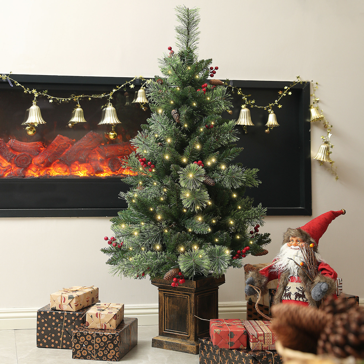 HOMCOM 1.2m Prelit Christmas Tree with 100 Warm White LED Lights and 8 Modes