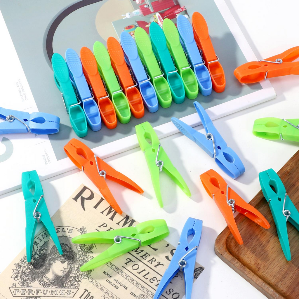 Vinsani 52Pk Plastic Pegs