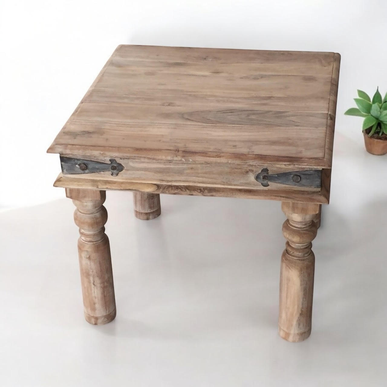 AcaciaHome Durable and Elegant 45CM Wooden Square Table