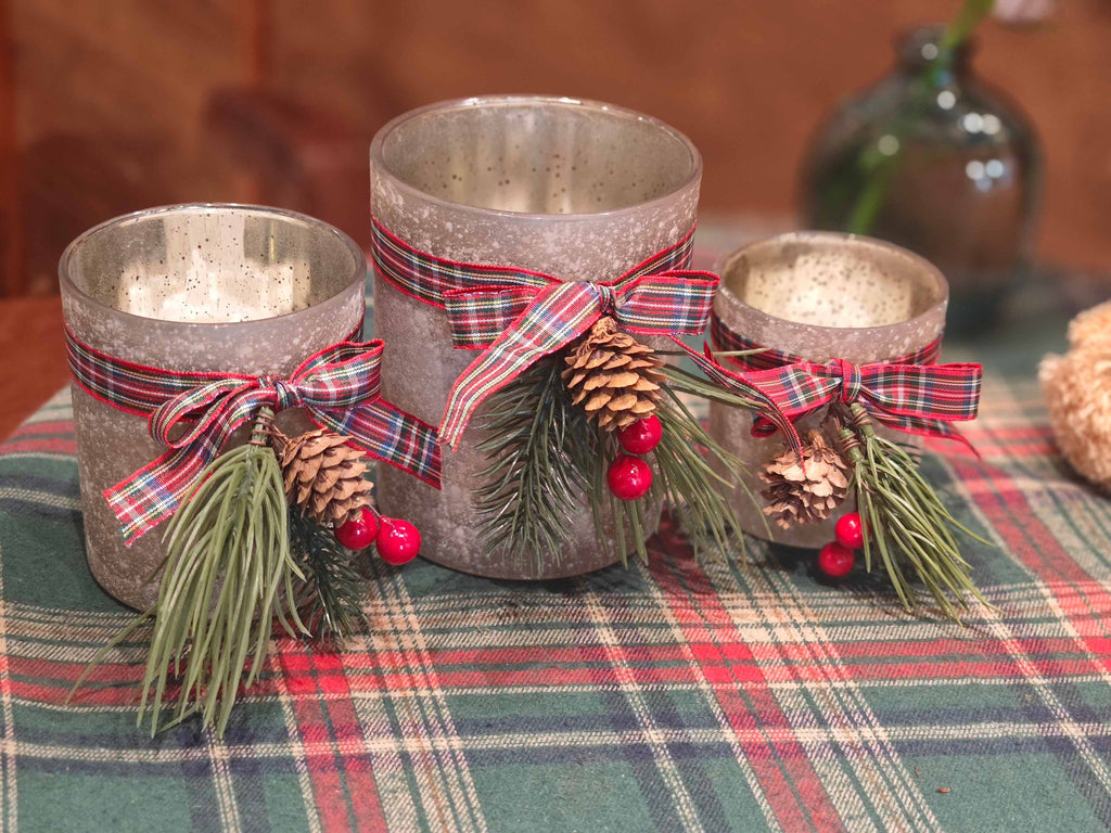 Frosted Glass Christmas Candle Holder with Tealights Set