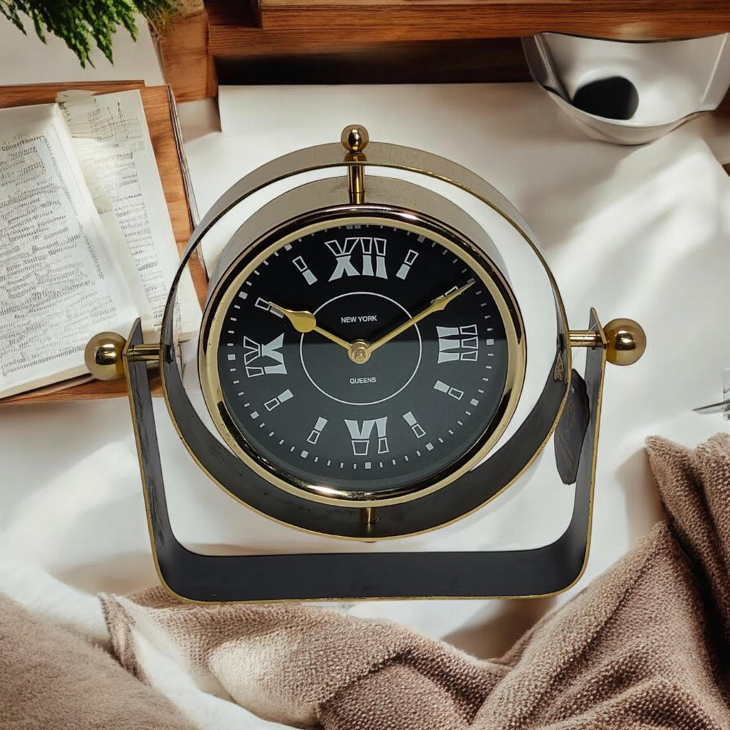 Silent Sweep Black Mantel Clock (22 cm – Roman Numeral Dial)