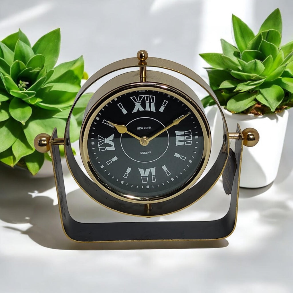 Silent Sweep Black Mantel Clock (22 cm – Roman Numeral Dial)
