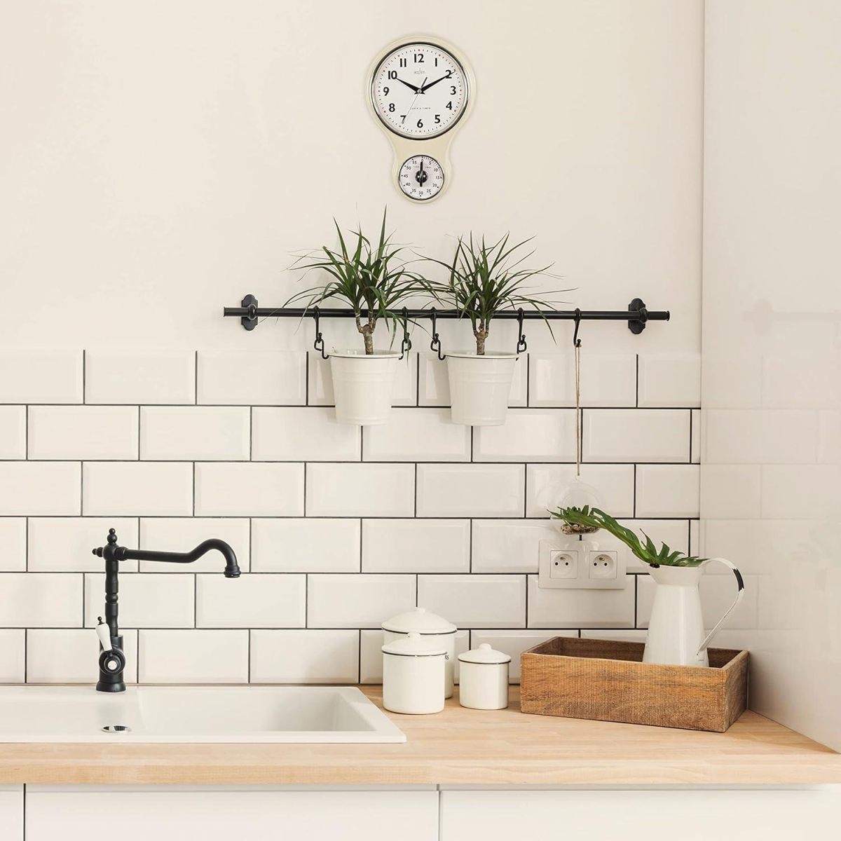 Acctim Kitchen Time 20cm Timer Quartz Retro Style Domed Glass Lens Cream Wall