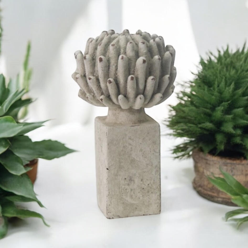 Flower on a Base Garden Ornament Resin Art Sculpture Figurine Stone Look 21cm