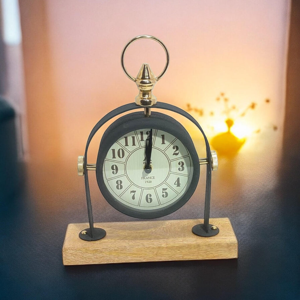 Silent Sweep Black Mantel Clock (23 cm – Arabic Numeral Dial)