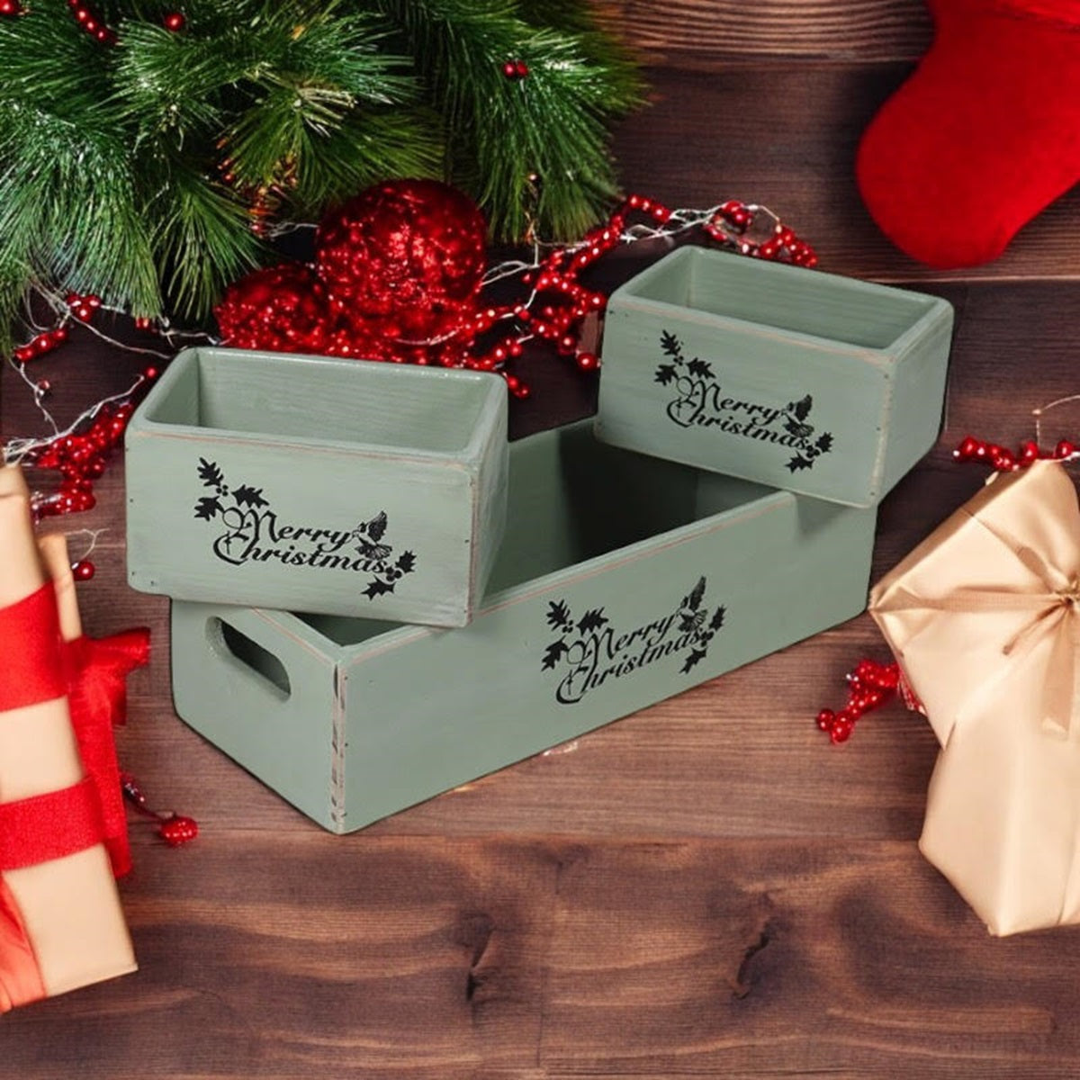 AcaciaHome Stylish and Vintage Wooden Merry Christmas Storage Crate Set (Light Green)