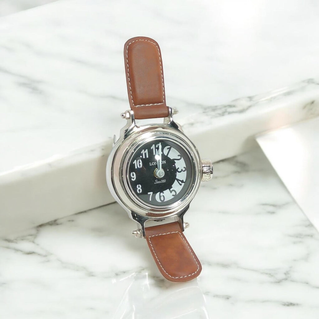 Stylish & Modern Chrome Watch Mantel Clock (22 CM Mantel Clock)