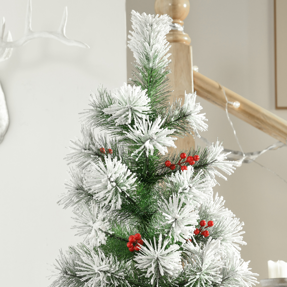 5ft Indoor Christmas Tree Artificial Berry Xmas Deco Metal Stand and 184 Tips