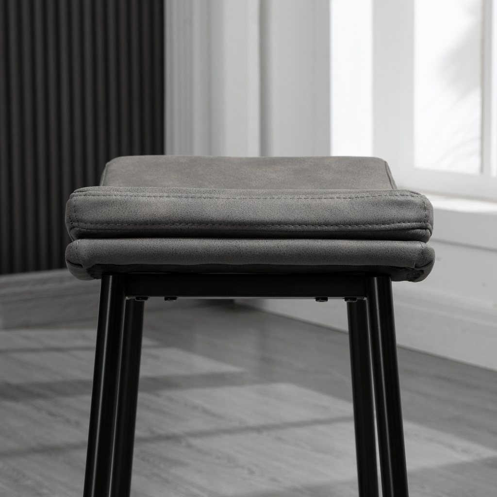 HOMCOM Breakfast Bar Stools Set of 2 Upholstered Barstools w/ Curved Seat Grey