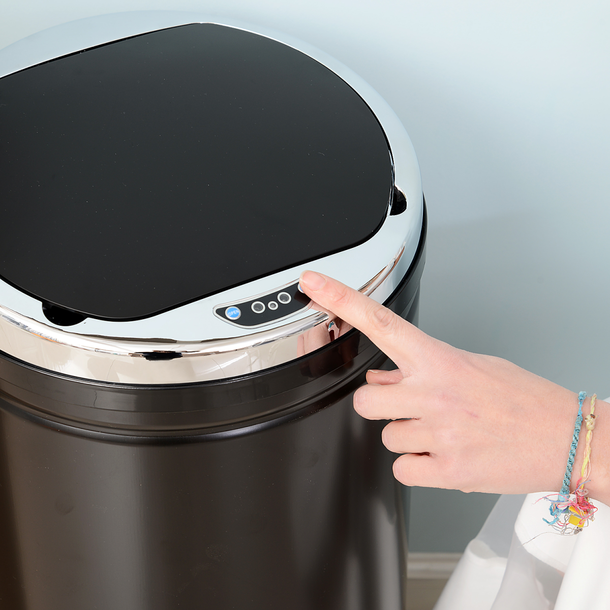 50 L Stainless Steel Sensor Trash Can with Bucket-Black