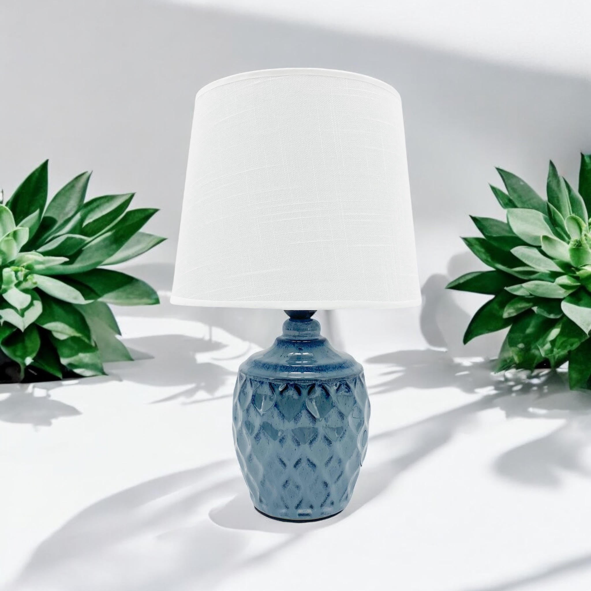 AcaciaHome Sophisticated and Durable 40cm Blue Ceramic Table Lamp with White Drum