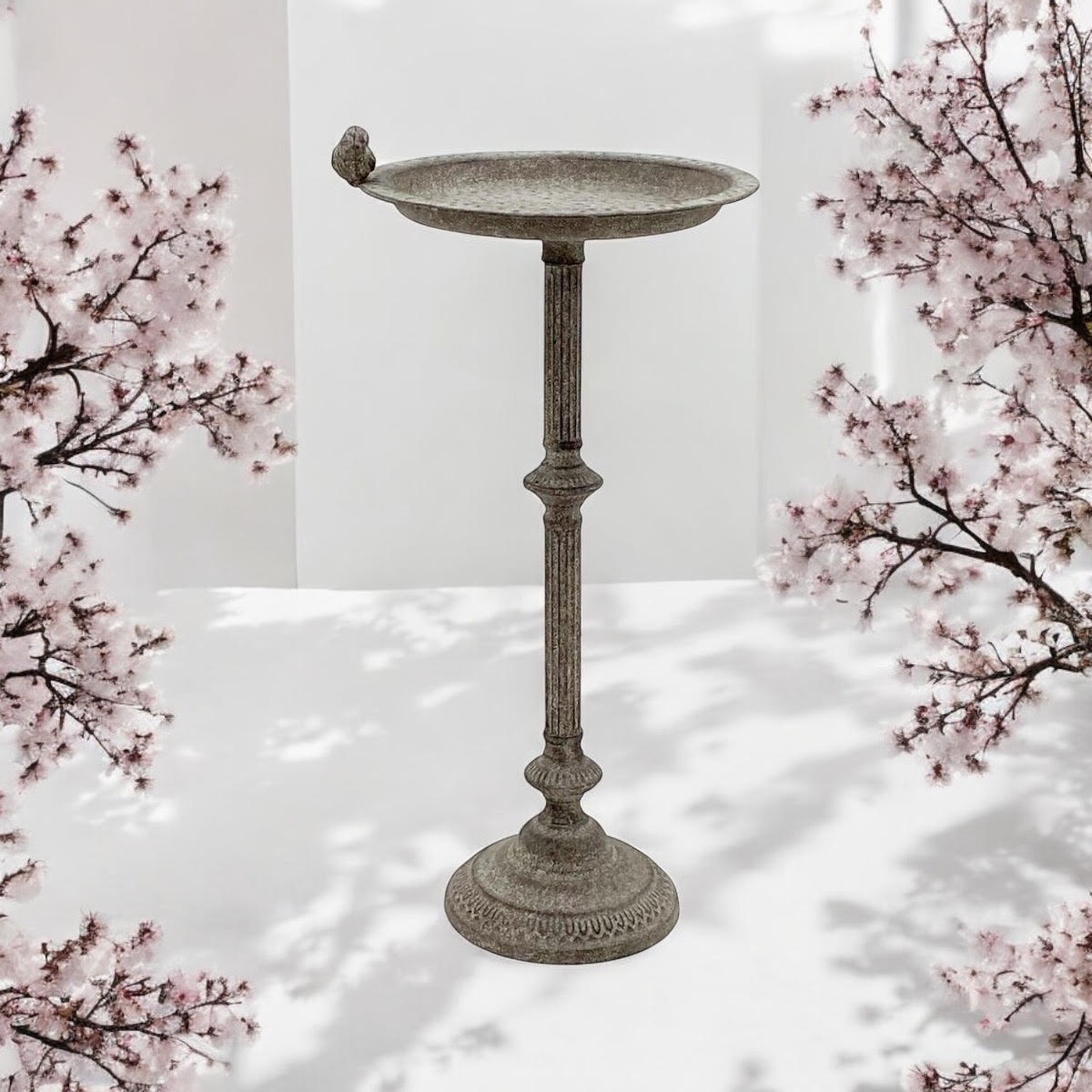 Antique Iron Metal Feeder Birdbath with Hand-Finished Distressed Design