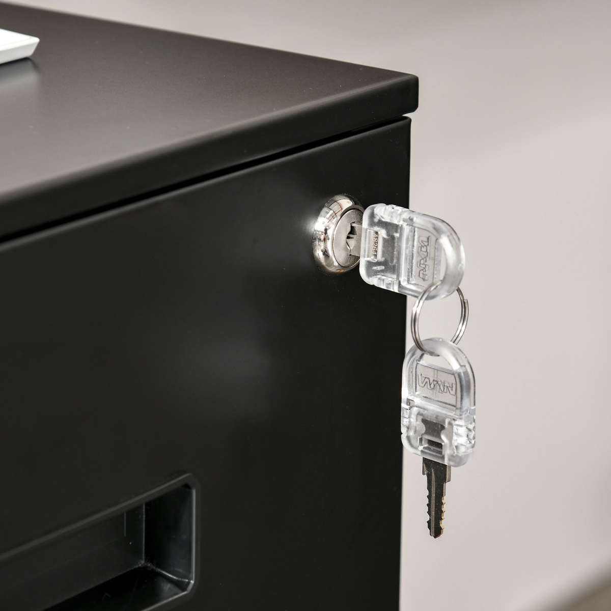 Mobile Lockable File Cabinet w/ Adjustable Hanging File Folder Black Vinsetto