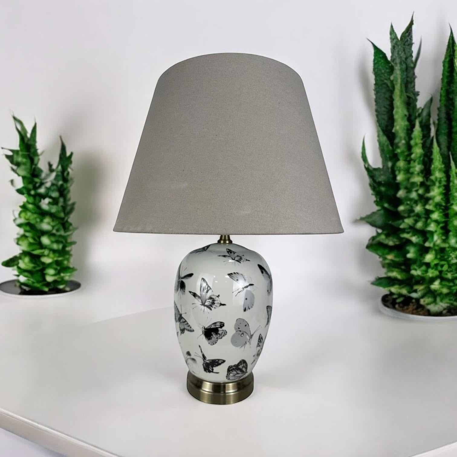 Oriental Design Large Floral Ceramic Table Lamp with Drum Shade (50cm Black White Butterfly)
