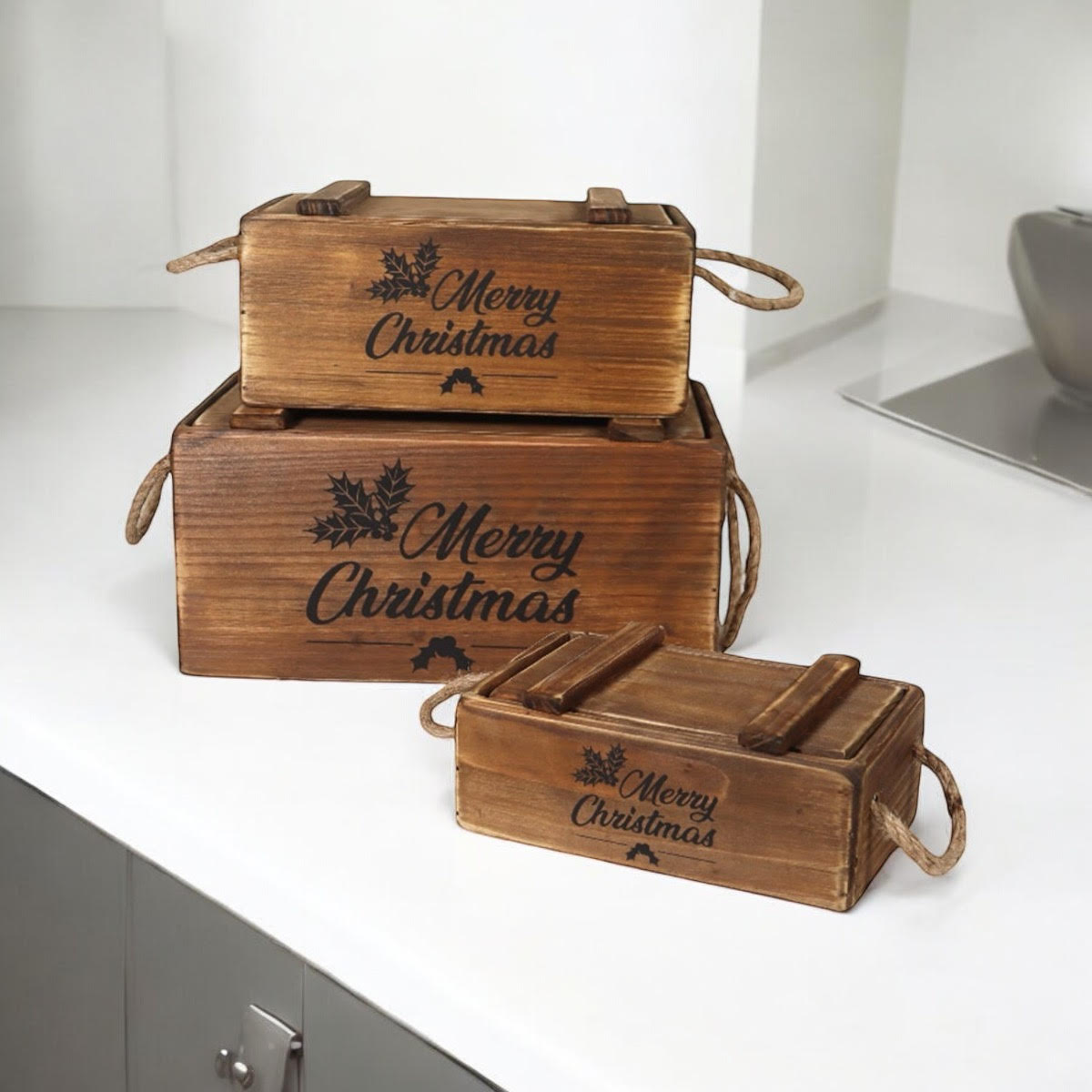 AcaciaHome Stylish and Vintage Wooden Merry Christmas Storage Crate Set (Brown)