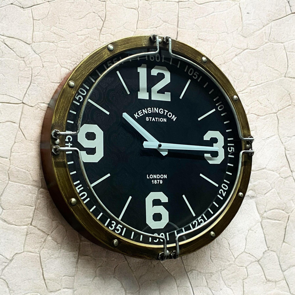 Stylish 40cm Globe Wall Clock London (Black & Gold)