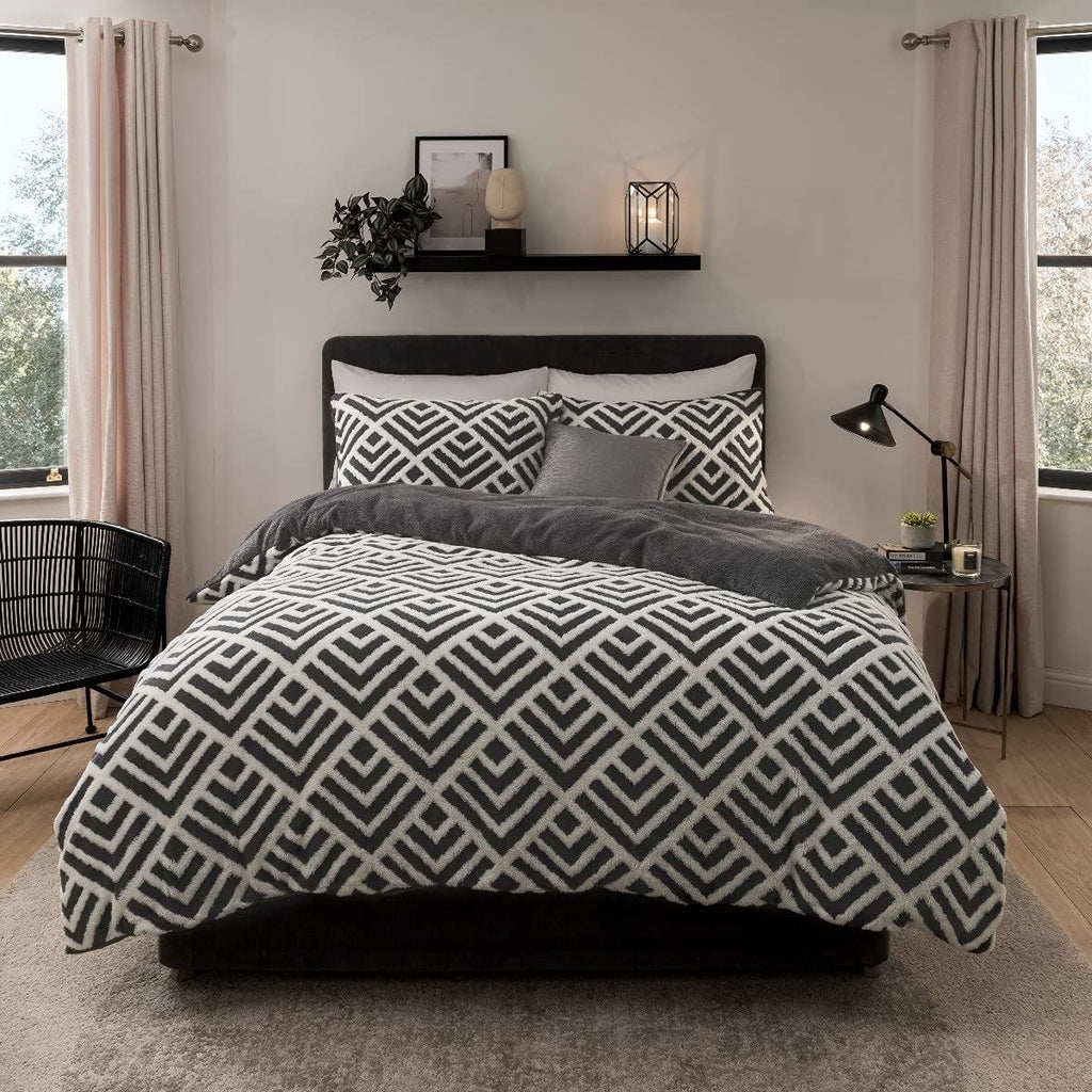 Geo Jacquard Fleece Duvet Set Charcl SK