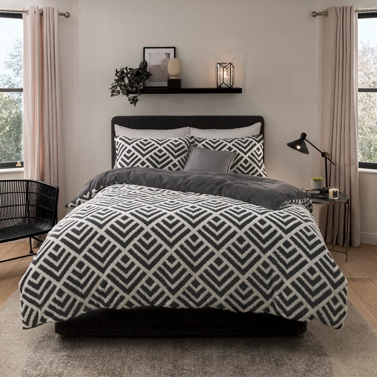 Geo Jacquard Fleece Duvet Set Charcl SK