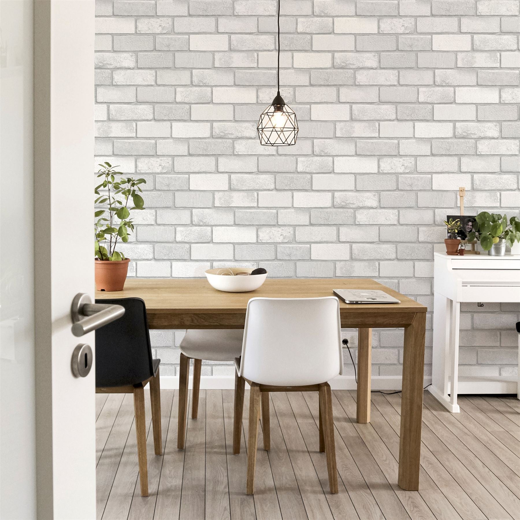 Diamond White Brick sw12