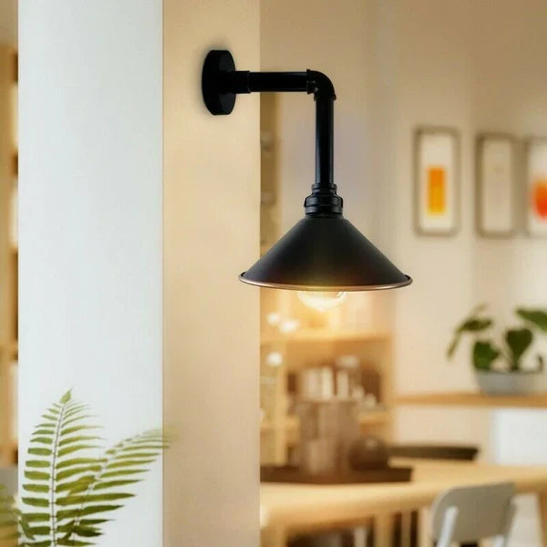 Wall_Light_b.webp