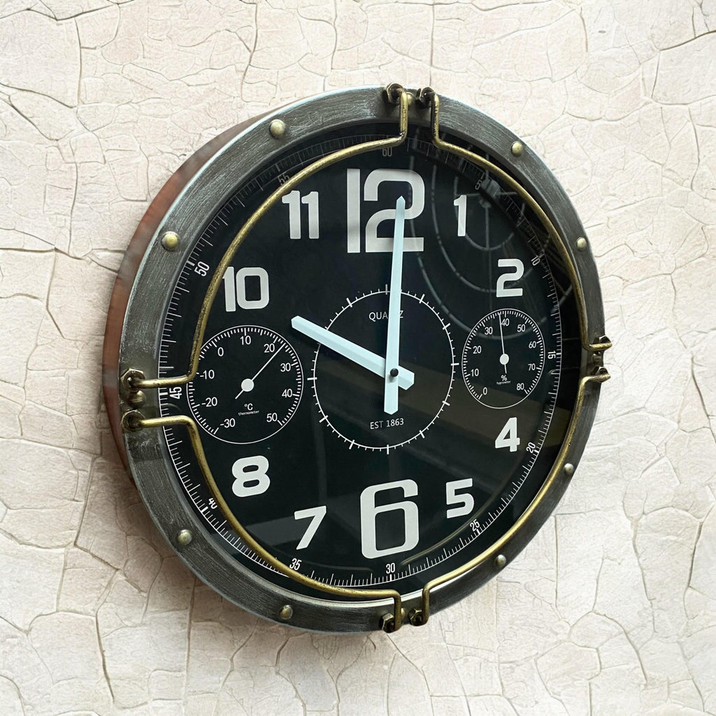 Stylish 40cm Globe Wall Clock London (Black & Silver)
