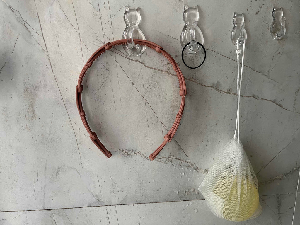 Transparent Cat Hooks ? Set of 12