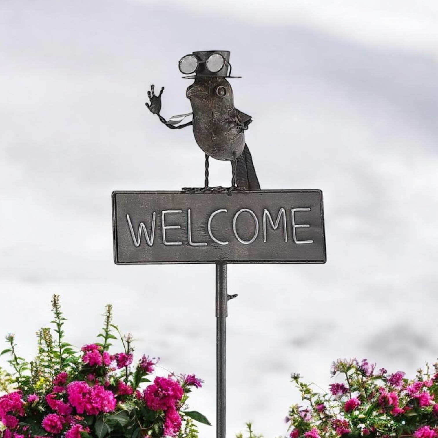 AcaciaHome Durable 125cm Tall Welcome Metal Bird Owl Garden Stake with Decorative