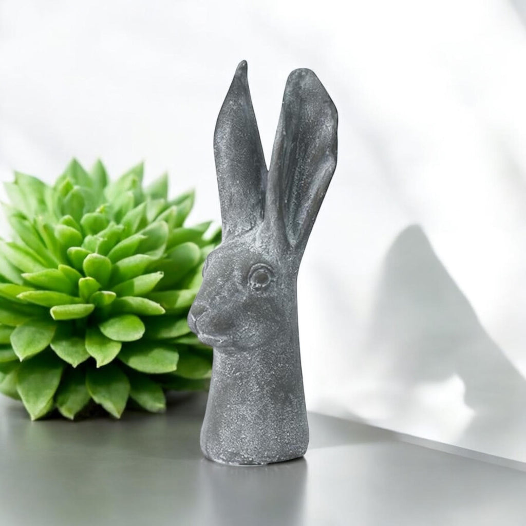 Elegant 29cm Stone-Effect Hare Head Sculpture (Grey)