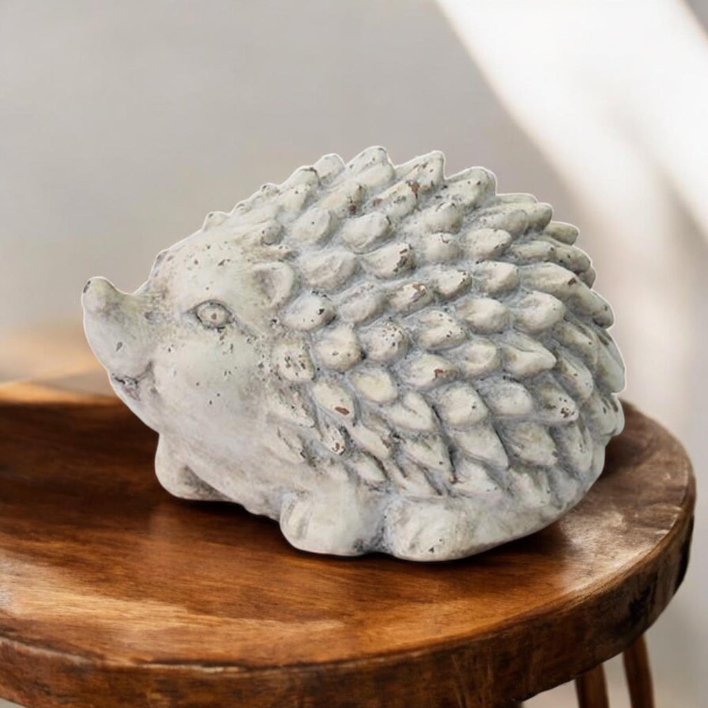 Durable Stone-Look Hedgehog Garden Sculpture (21cm Cream Hedgehog Statue)