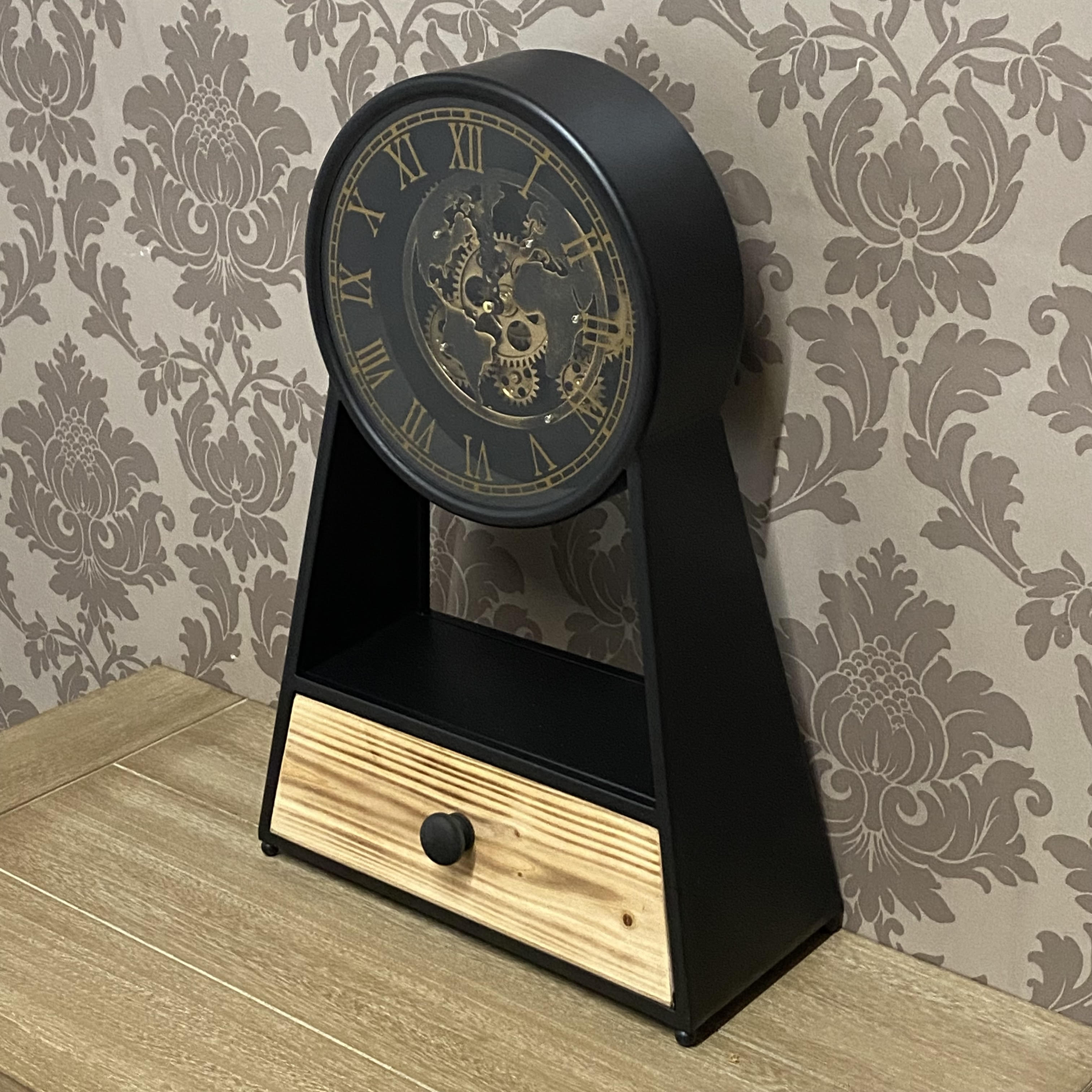 AcaciaHome Sleek Black & Gold Mantel Gear Clock with Silent Sweep