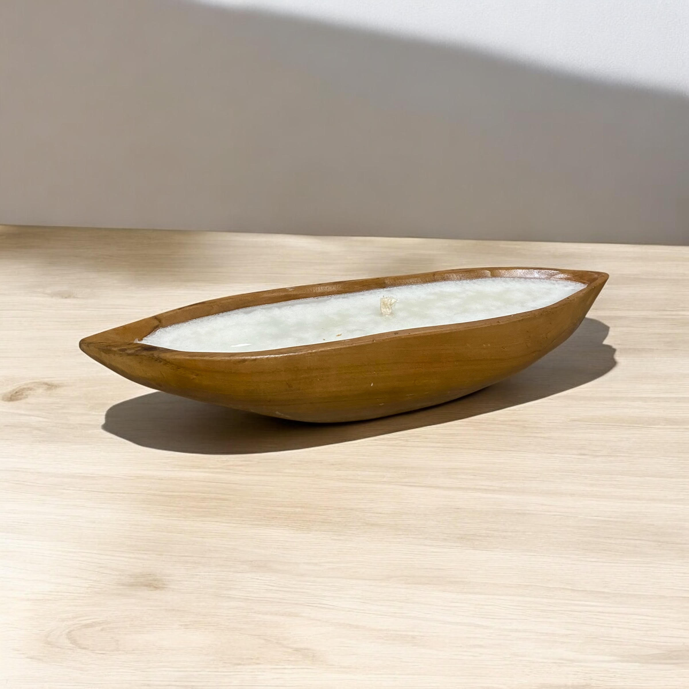 AcaciaHome Luxurious and Elegant 40CM Teak Root Boat Bowl with Candle