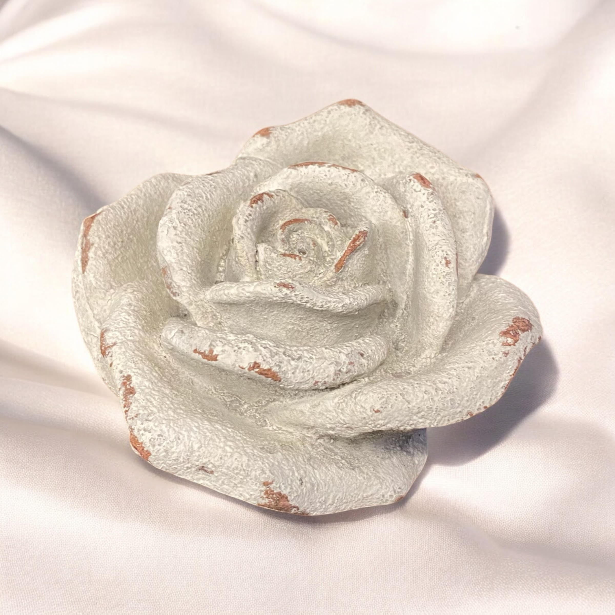 Flower on a Base Garden Ornament Resin Art Sculpture Figurine Stone Look 18cm