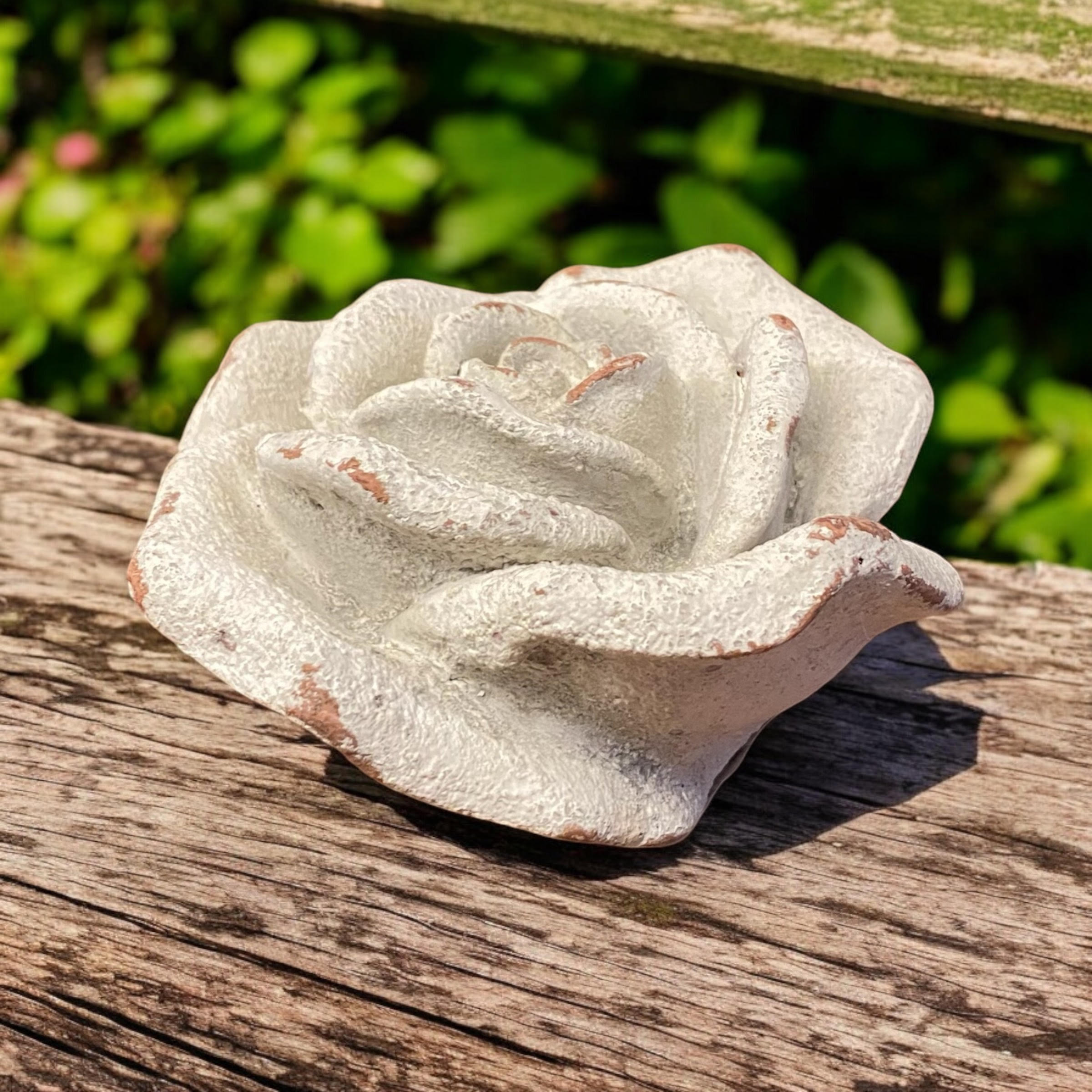 Flower on a Base Garden Ornament Resin Art Sculpture Figurine Stone Look 18cm