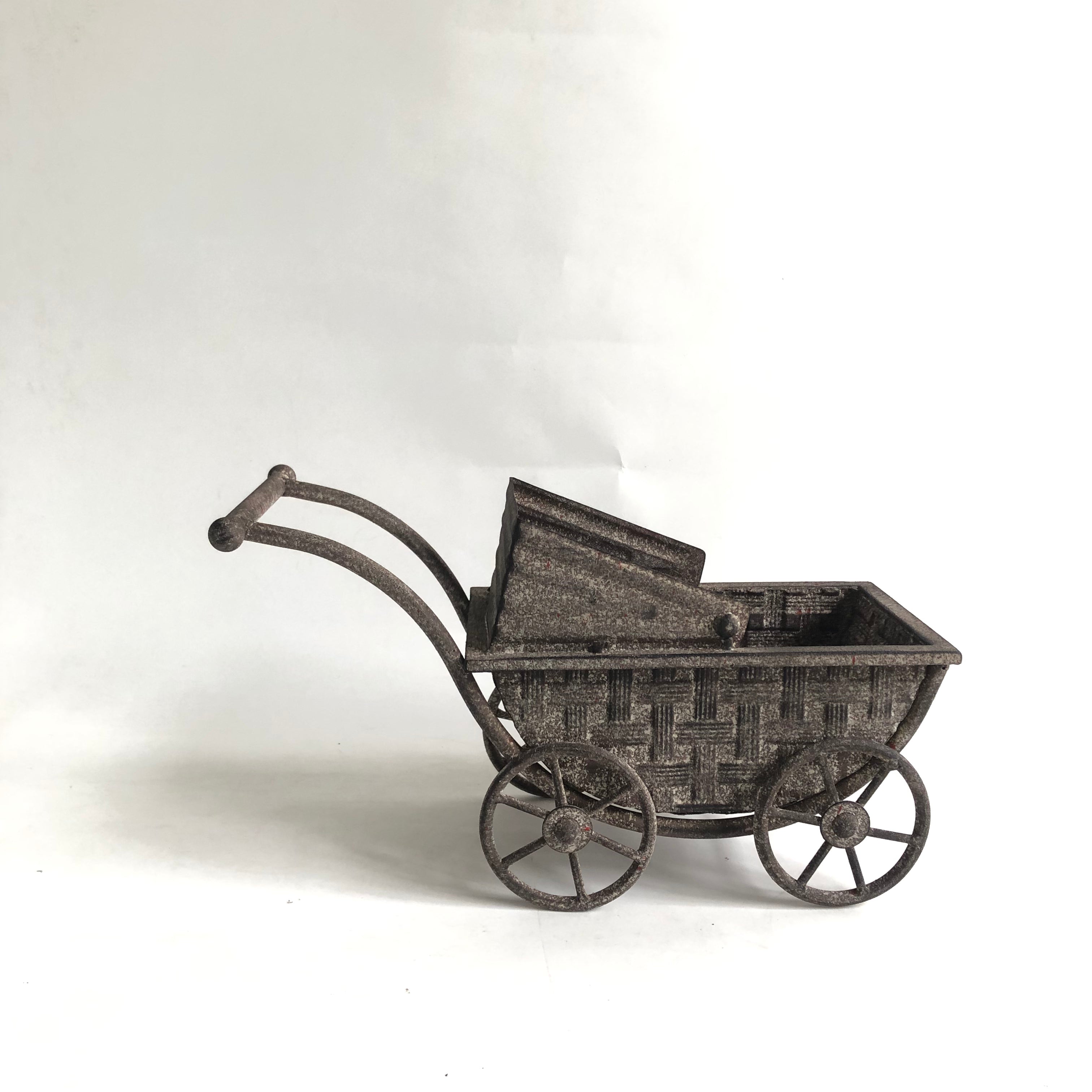 31cm Metal Planter With Wheels