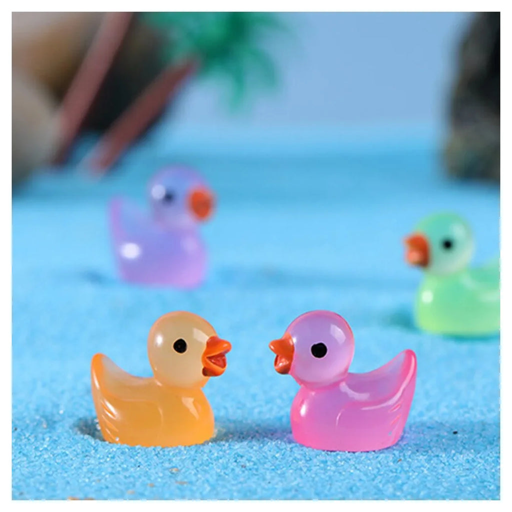 100x Mini Duck Glow in The Dark Duck Mini Resin Luminous Tiny Duck Toys