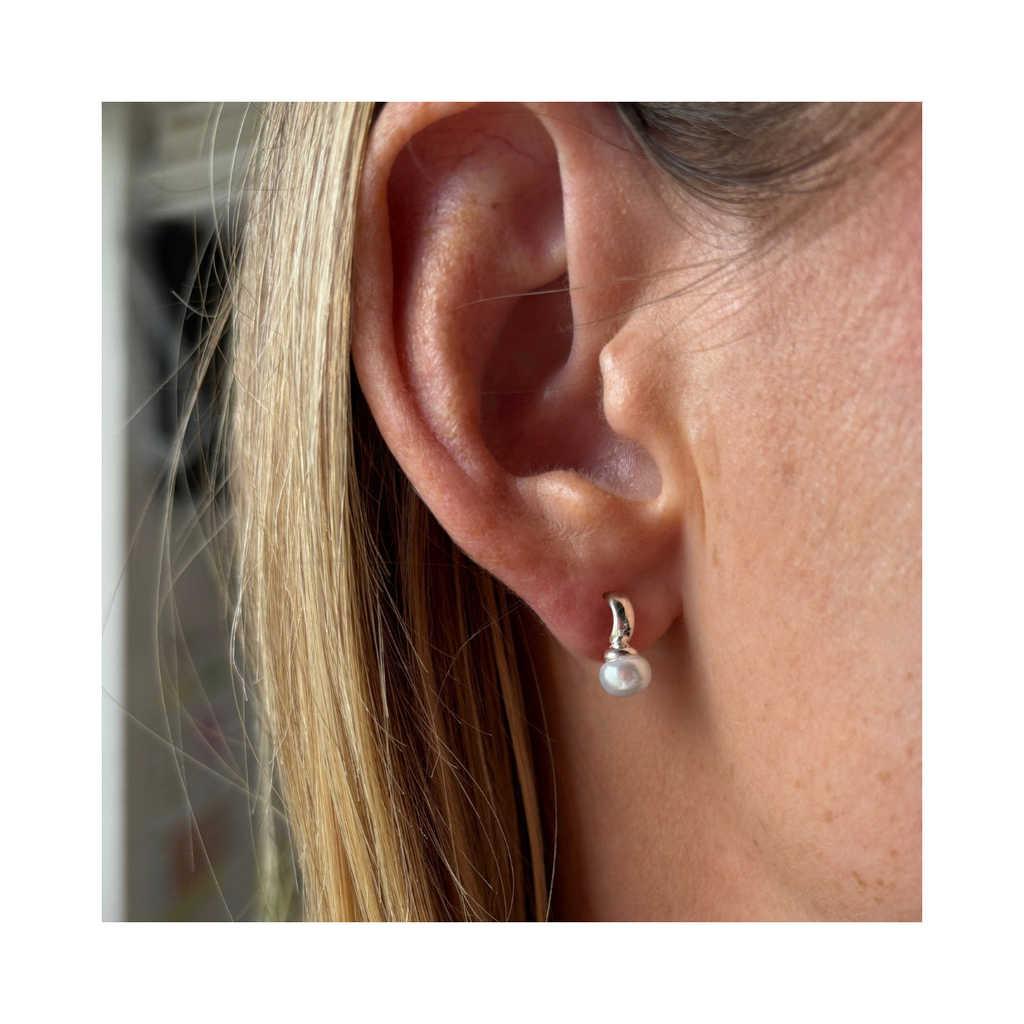 Hoop Pearl - Silver Stud Earrings